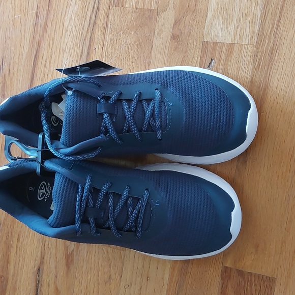 Athletic Works Memory Foam Shoes - Picture 9 of 9